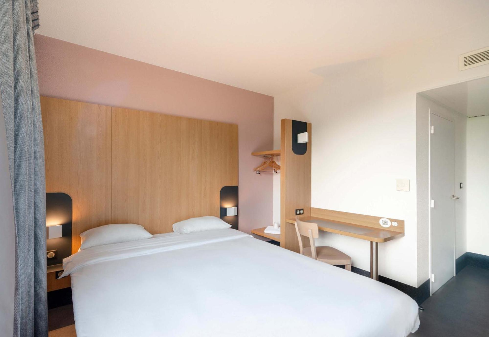 B&B Hotel Nantes Savenay Exteriör bild